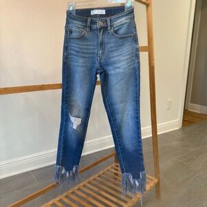 KanCan Buckle Distressed Cropped Jeans, size 24